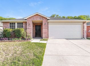 2141 Shawnee Trl, Justin, TX 76247
