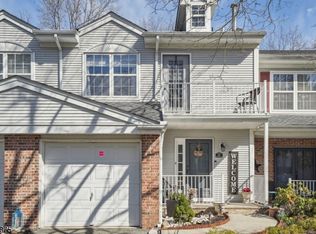 22 Birch Ter, Mount Arlington, NJ 07856