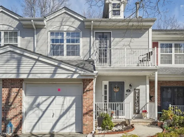 22 Birch Ter, Mount Arlington Boro, NJ 07856