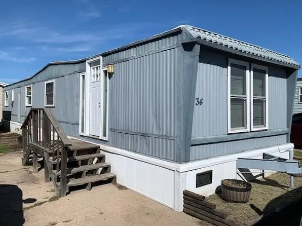 318 N 1st St #34, Doniphan, NE 68832