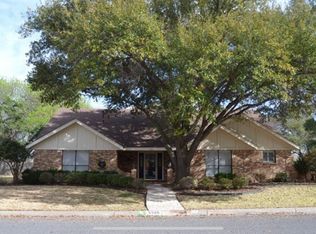 5506 Woodbine Ln, San Angelo, TX 76904