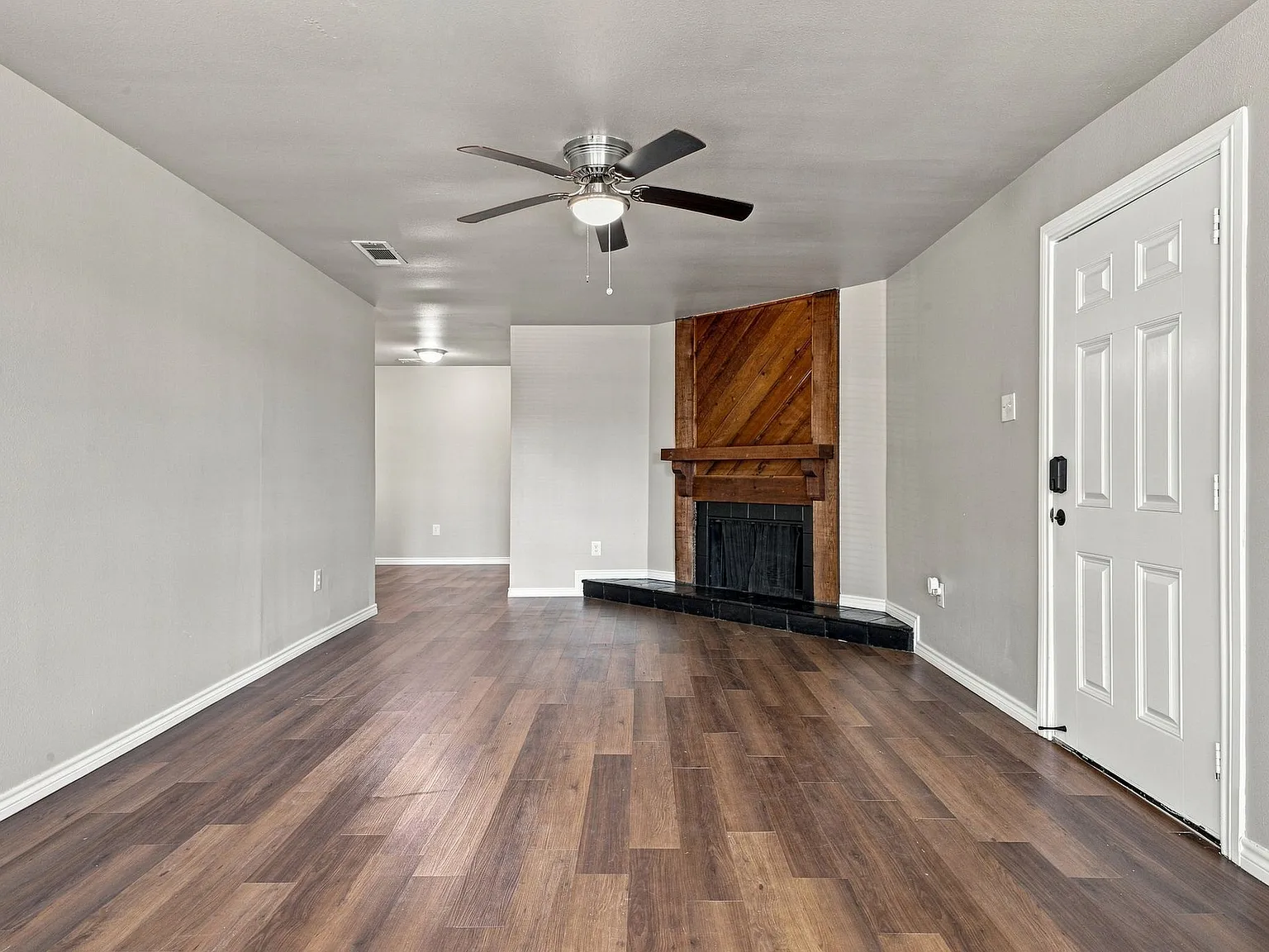 1 bed, 730 sqft, $1,100 — Photo 3