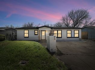 5532 Burton Ave, Fort Worth, TX 76119