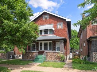 3642 Watson Rd, Saint Louis, MO 63109