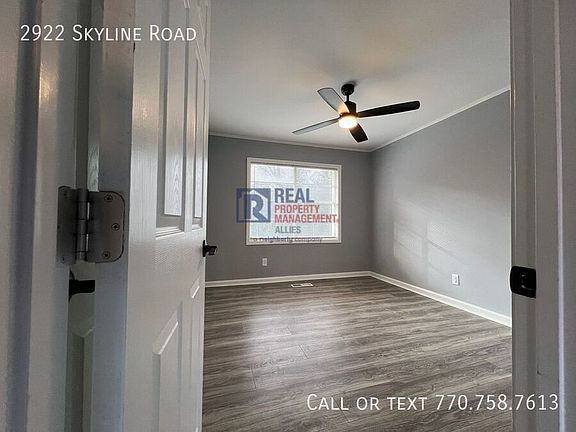 4th image of 2922 Skyline Dr