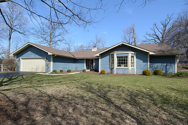 869 Ravinia Ct photo 1