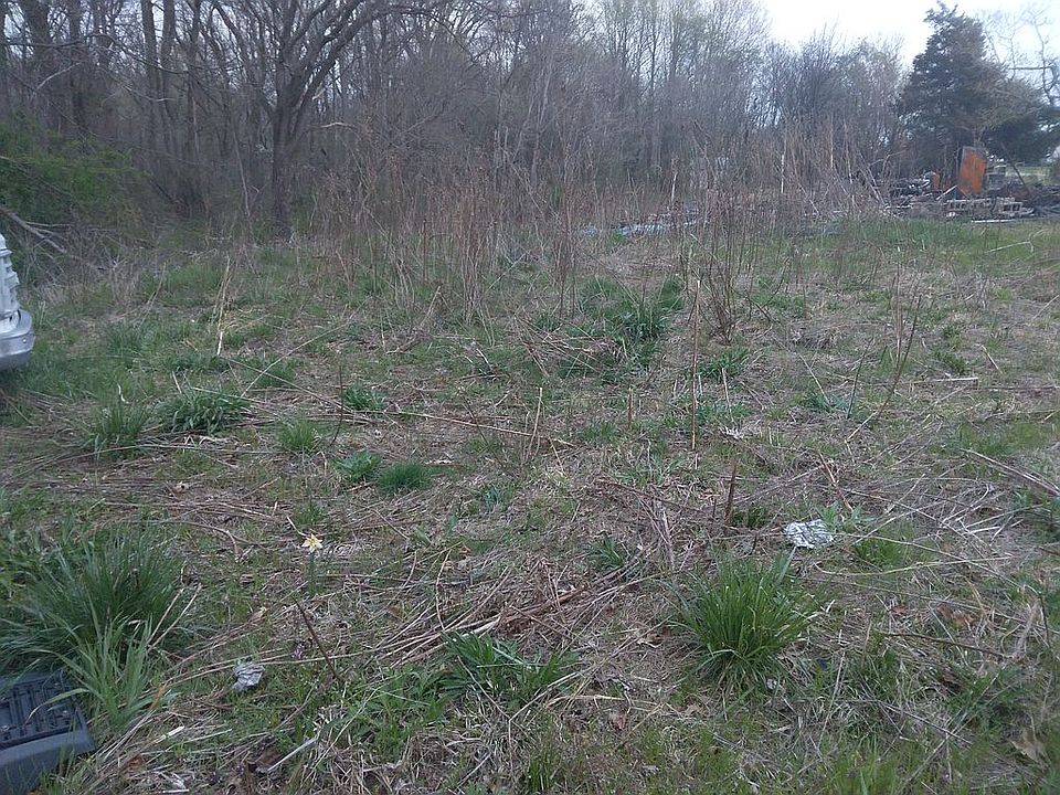 2nd image of 32906 Cypress Rd