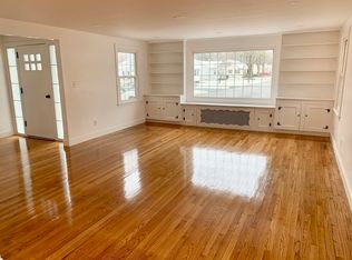 29 Baker St, Ludlow, MA 01056