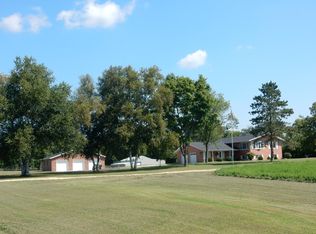 4232 Old Stage Rd, Brooklyn, WI 53521