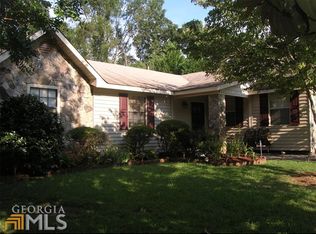 9204 Thomas Rd, Jonesboro, GA 30238