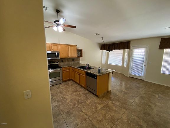 5th image of 1442 E Waterview Pl