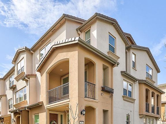 3rd image of 296 Esfahan Ct