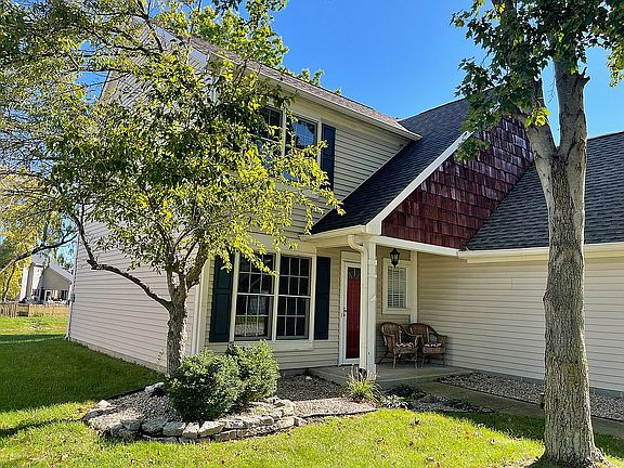2nd image of 8402 Metzger Ct