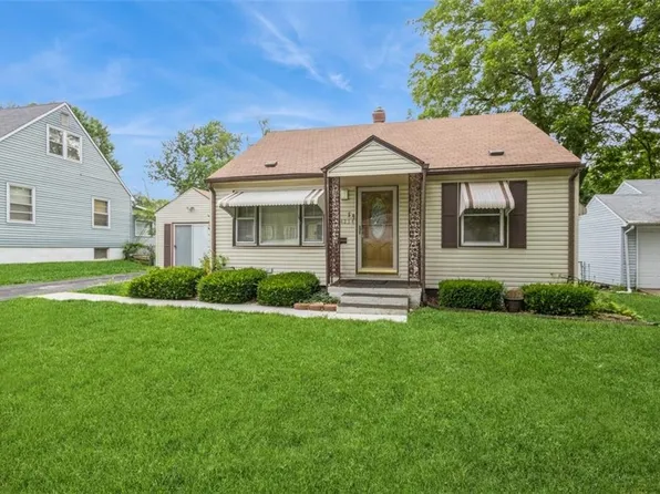 4234 E 68th St, Kansas City, MO 64132