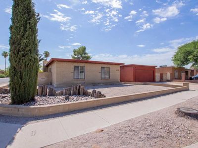 5221 S Greenway Dr, Tucson, AZ, 85706