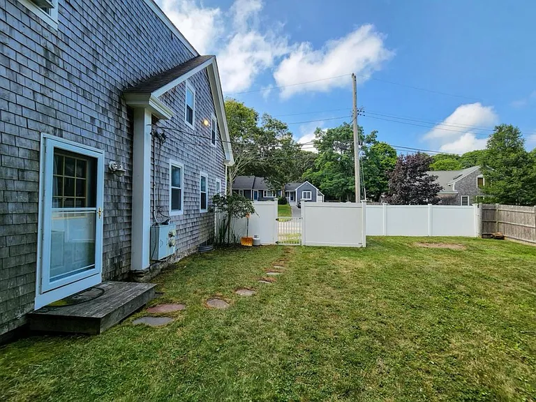 44 Washburn St — Photo 25