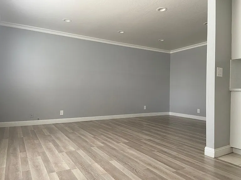 824 Blair Ave #4 — Photo 5