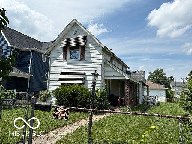 1st image of 208 E 8th St