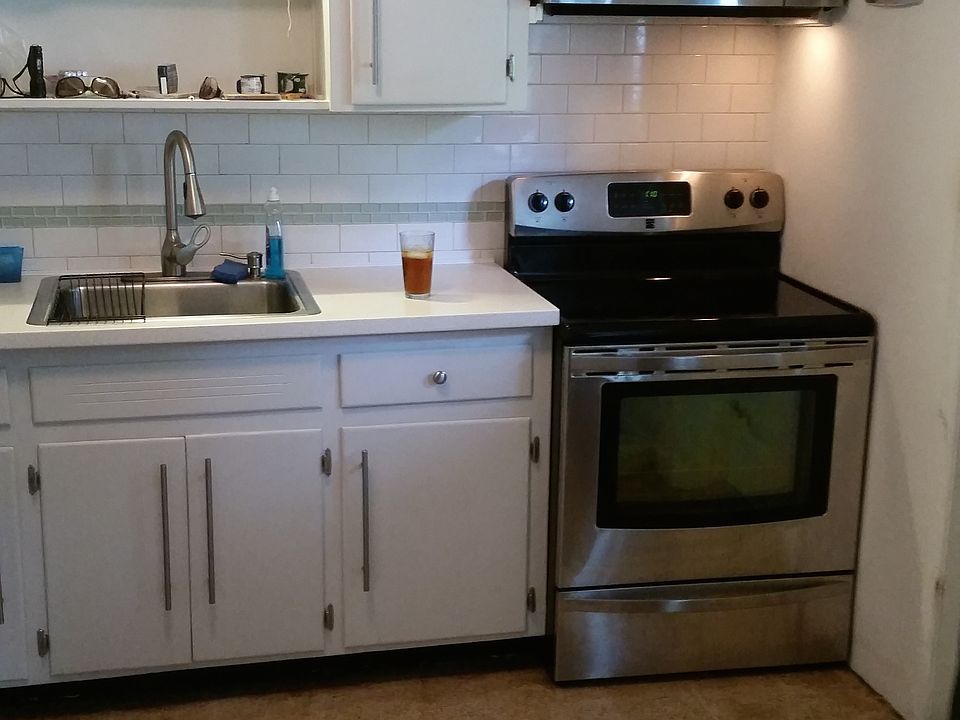 1st image of 2605 NE 14th St