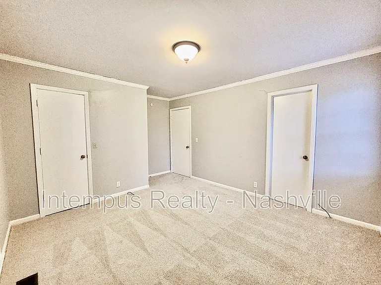 8124 Devens Dr — Photo 40