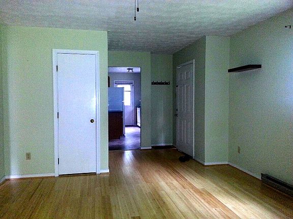 2nd image of 7507 Hawthorne Ave