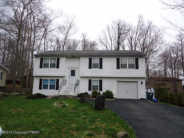 7159 Mountain Dr photo 1