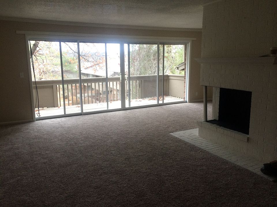 1st image of 8748 Metcalf Ave APT 206