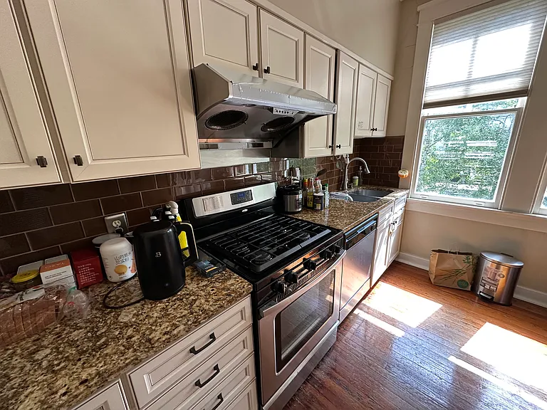 7022 Hickory St — Photo 6
