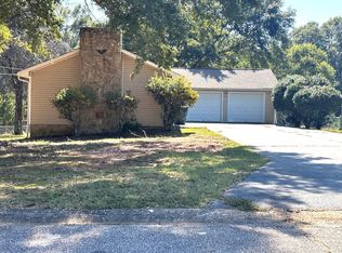 102 Gwenellen Dr, Locust Grove, GA 30248