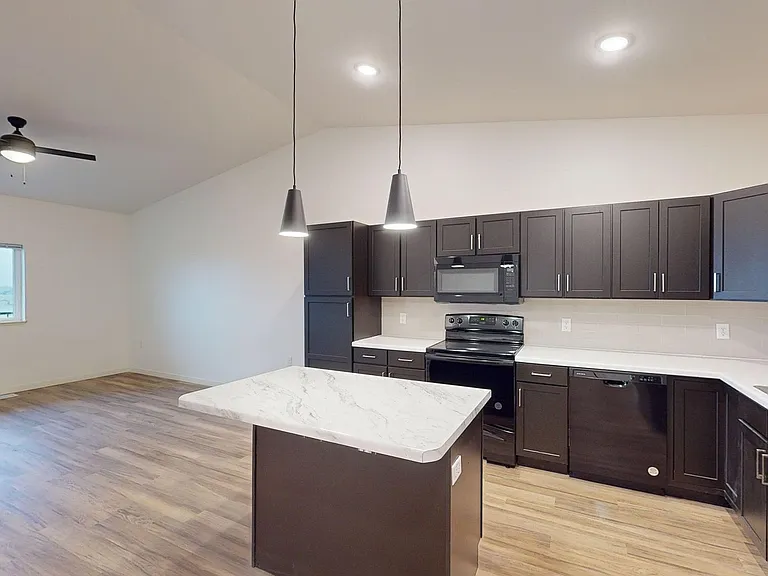 Sage Meadow Apartments & Townhomes — Photo 73