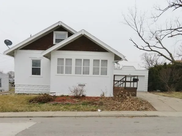 705 Fremont St, Marshalltown, IA 50158