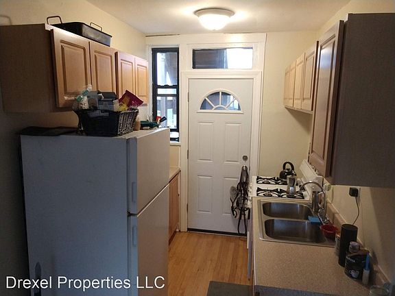 4th image of 2315 W Ainslie St #3