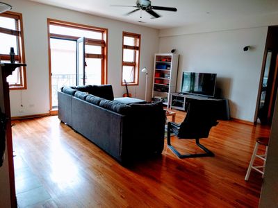 2136 W Monroe St APT 101, Chicago, IL, 60612