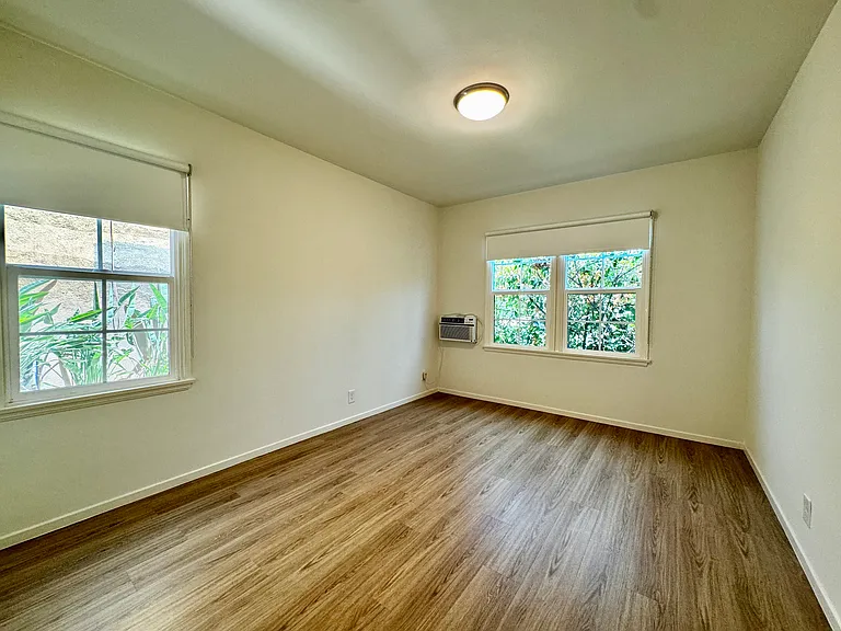 1401 N Fairfax Ave #102 — Photo 18