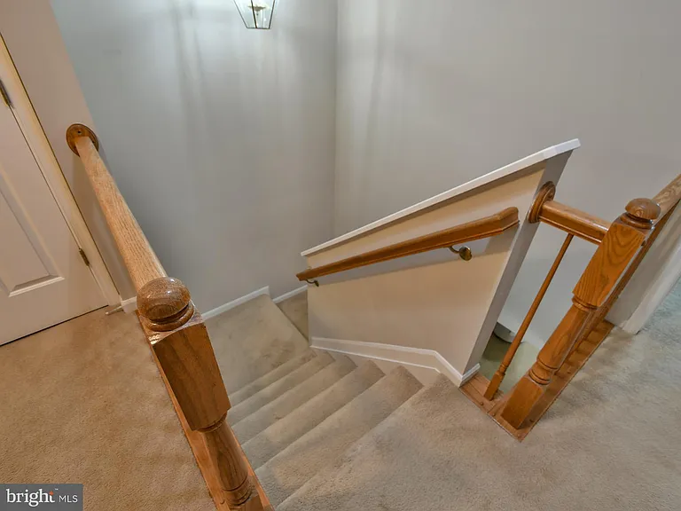 5807 Ivy League Dr — Photo 32