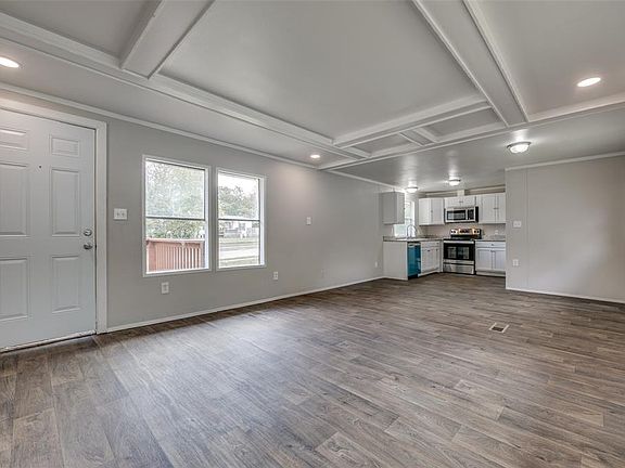 4th image of 509 Youngstown St #4
