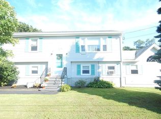 11 Burrill Ave, Methuen, MA 01844