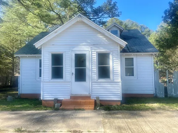20382 Deep Creek Rd, Onancock, VA 23417