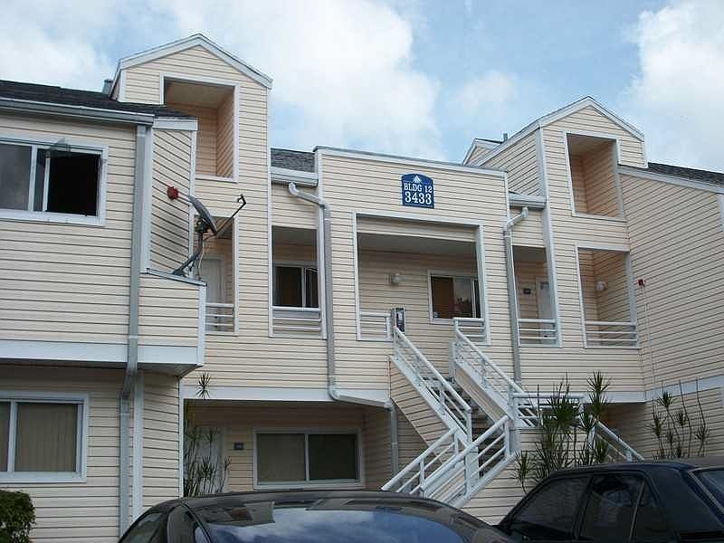 2nd image of 3413 NW 44th St APT 101