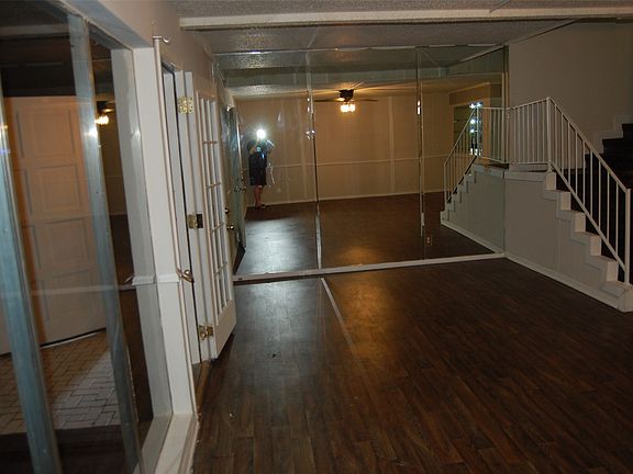 5th image of 6236 Wheaton Dr