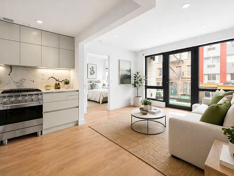 350 W 44th St #403 — Photo 5