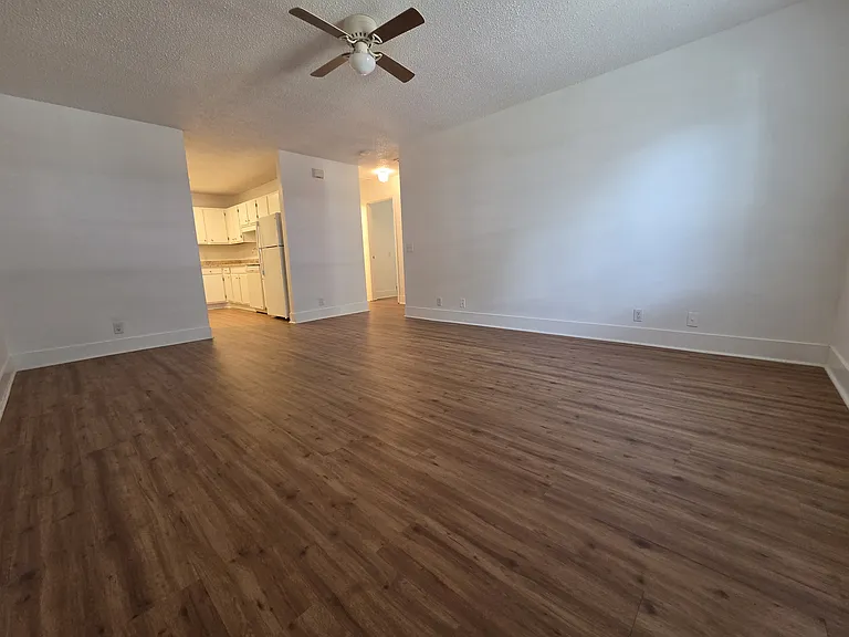 1036 Jessamine Trl — Photo 2
