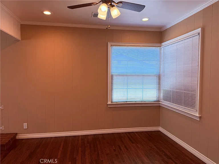 1447 S Valley Center Ave — Photo 10