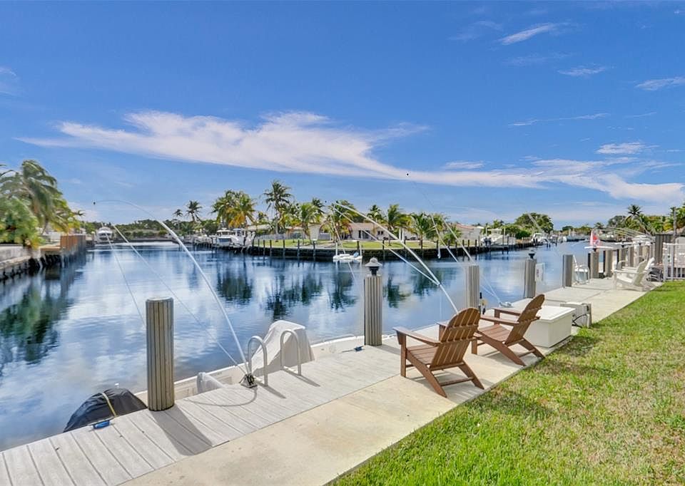 Mikan.④ 9359 Wellington Park Cir, Tampa, FL 33647 | Realtor.com®