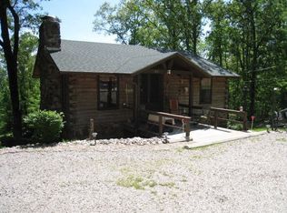 97 Oakridge Rd, Hardy, AR 72542