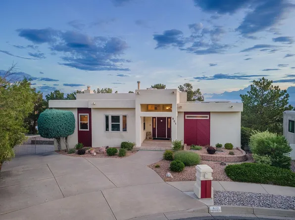 801 Piedra Larga Pl NE, Albuquerque, NM 87123