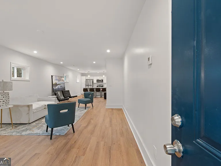 636 Francis Pl NW #B — Photo 5
