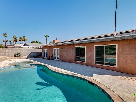 2nd image of 829 Arroyo Vista Dr