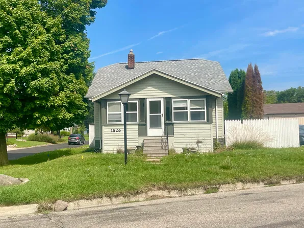 1826 Spring Arbor Rd, Jackson, MI 49203
