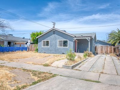 4487 E Bend Ave, Fresno, CA, 93702